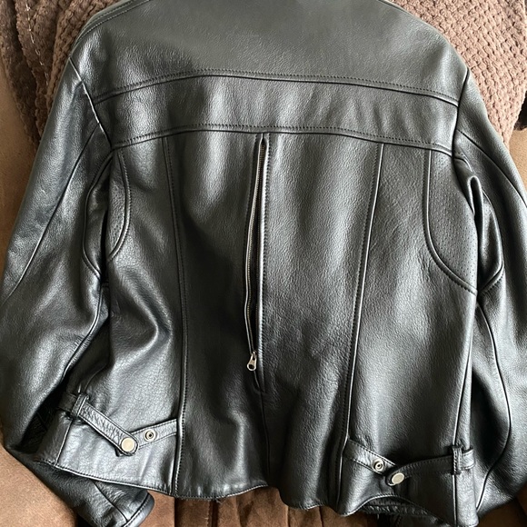 Three black jackets - Picture 4 of 8